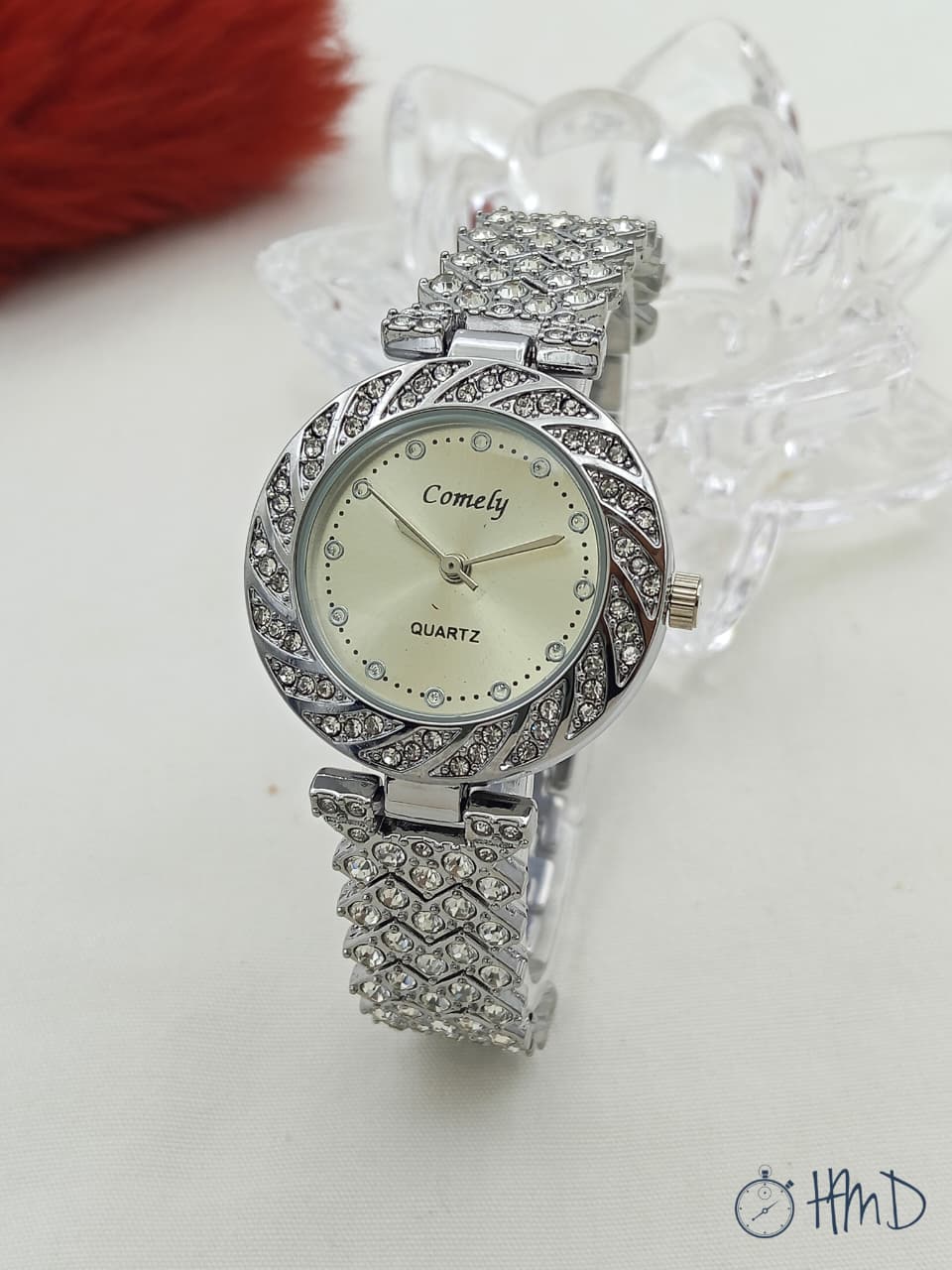COMELY BRAND  WOMENS WATCH